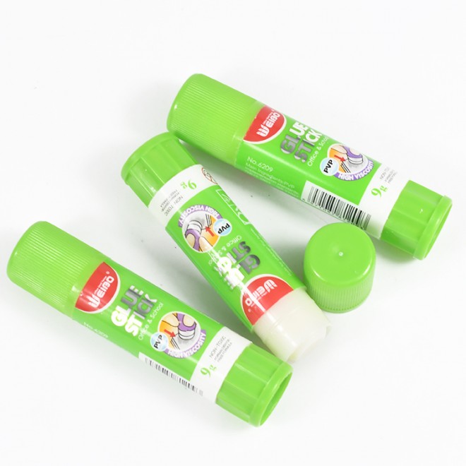 Brand Weibo office students glue stick China high adhesion can be customized logo solid adhesive high viscosity