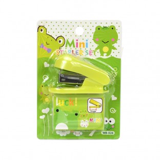 Wholesale Portable Cartoon Mini Stapler with Staples Set durable office stationery Fit DIY Handmaking Paper binding