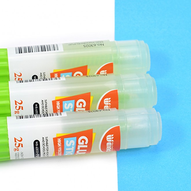 Brand Weibo  office students glue stick  China high adhesion can be customized logo solid adhesive high viscosity