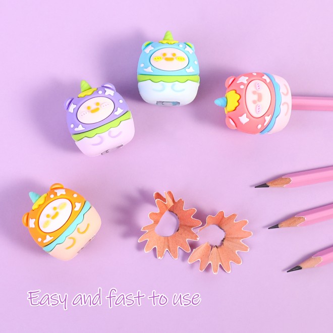 Creative cartoon Mini cute manual portable art student or children's pencil sharpener cute stationery wholesale